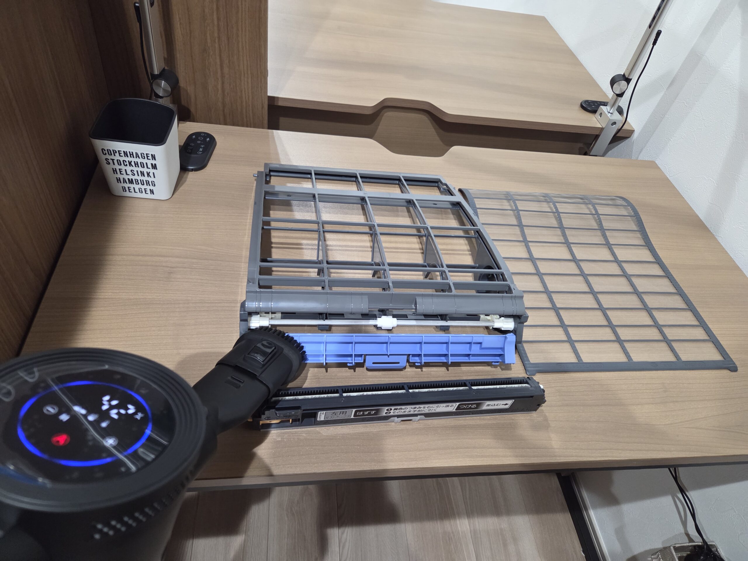 CELLGRIDのエアコンフィルター清掃